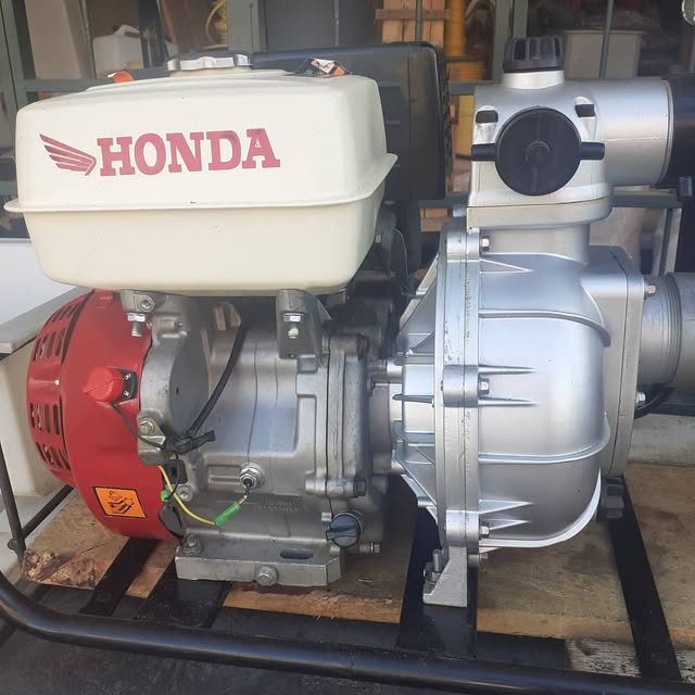 Motor Honda de una motobomba